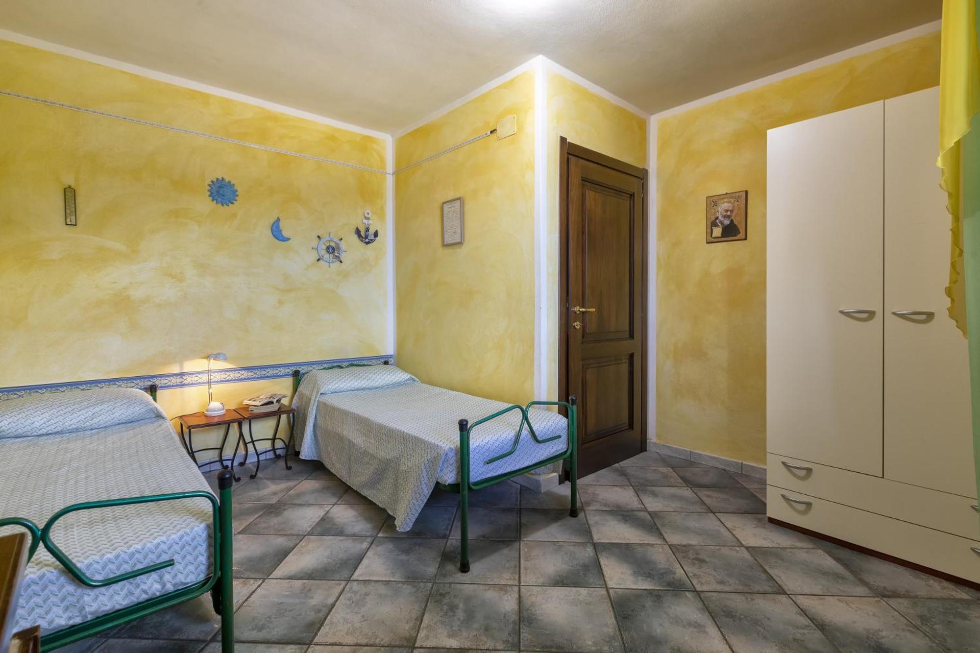 Villa Maria Antonietta Sassari Buitenkant foto